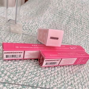 ANDROGYNY BUNDLE! Jeffree Star Velour, Velvet Trap, Velour Liner